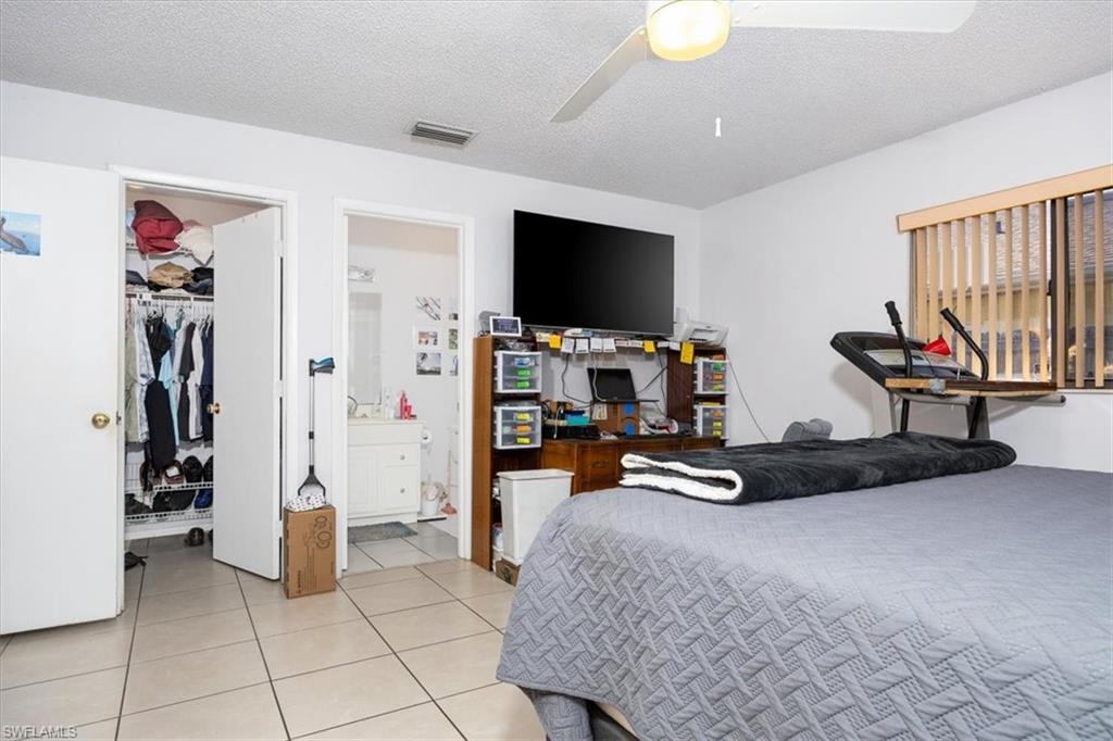 SAN CARLOS PARK - Residential