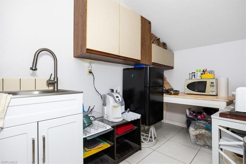 SAN CARLOS PARK - Residential