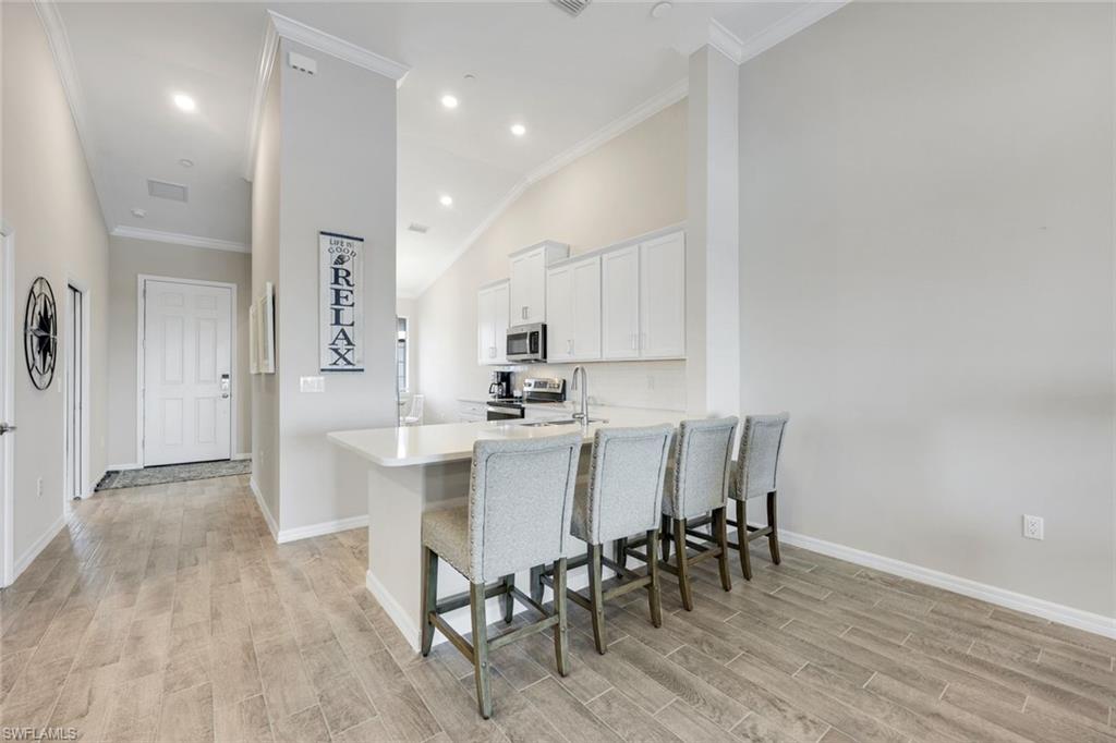 ESPLANADE LAKE CLUB - Residential