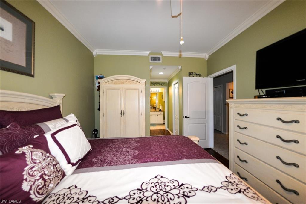 LAKESIDE GREEN - Residential