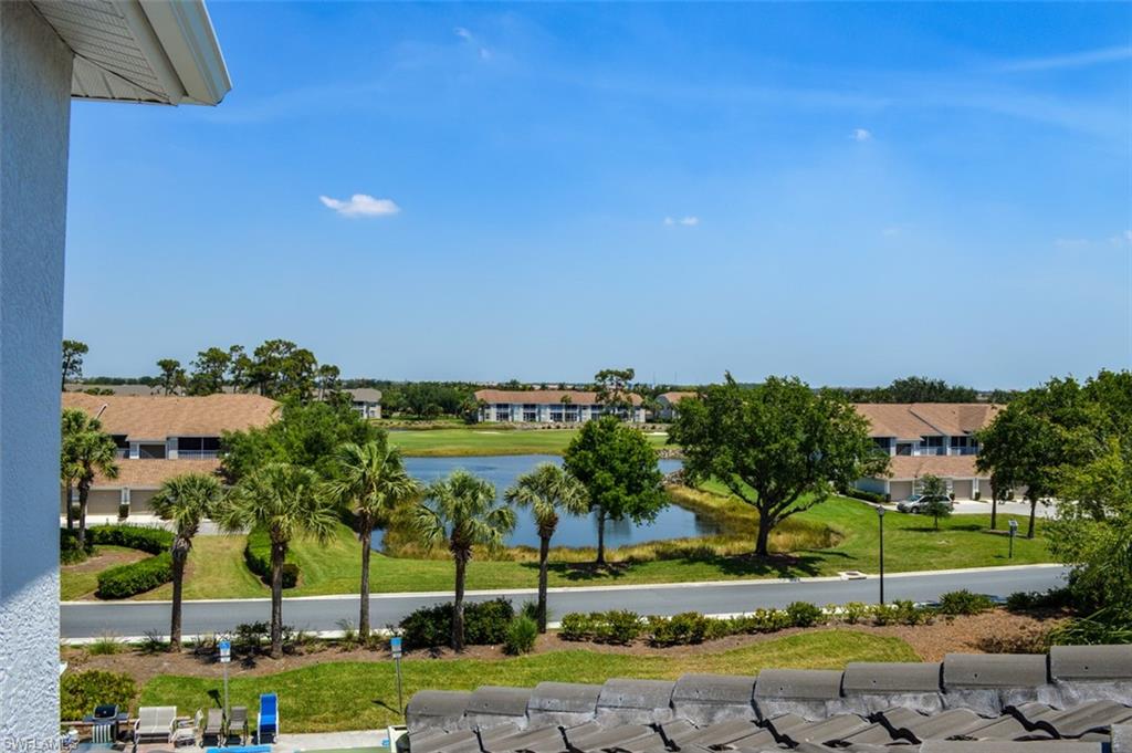 LAKESIDE GREEN - Residential