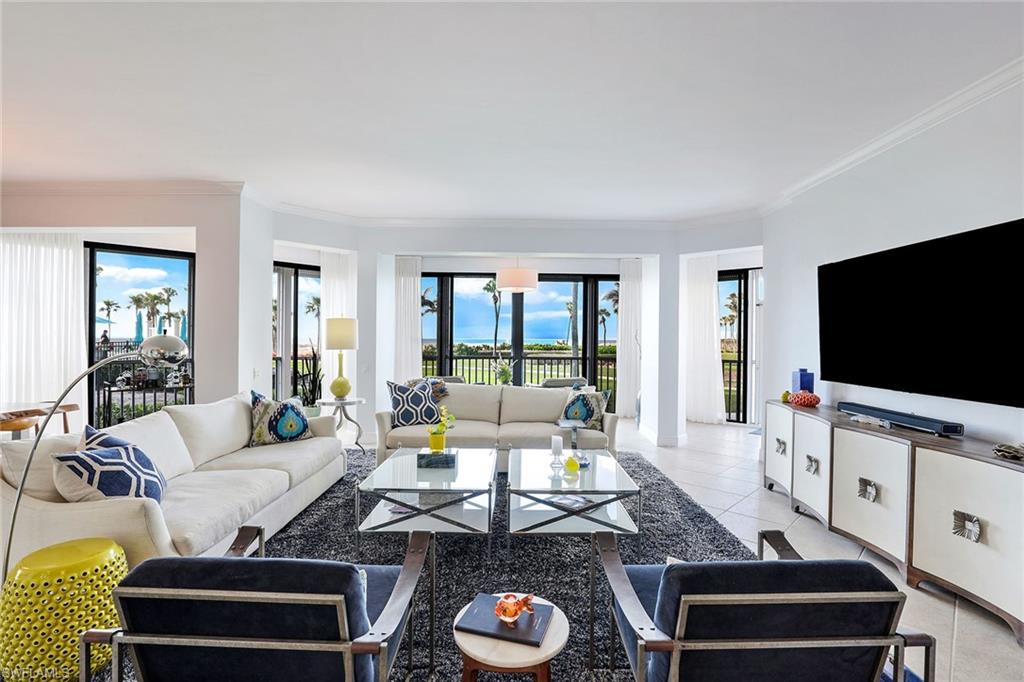 MONACO BEACH CLUB - Residential