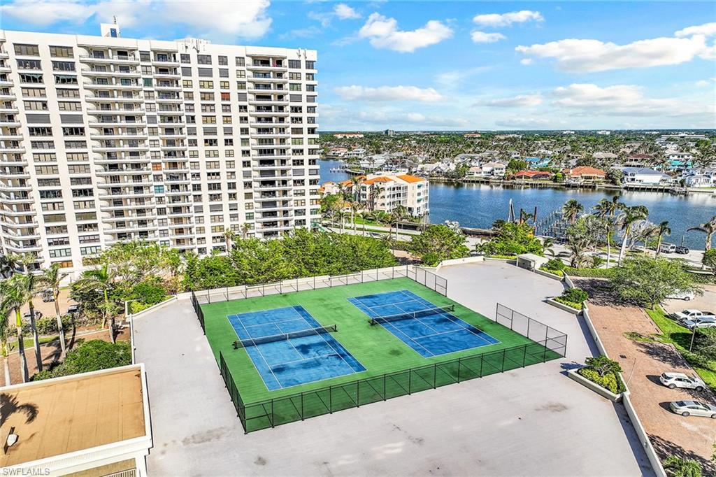 MONACO BEACH CLUB - Residential