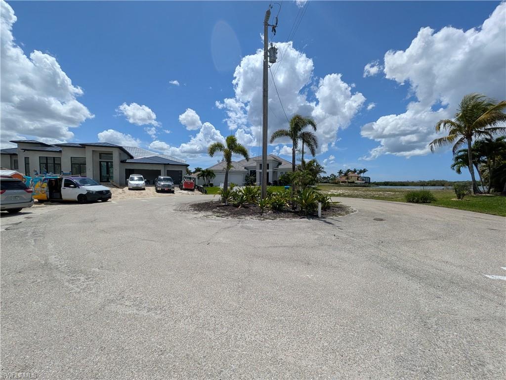 PIRATE HARBOR - Land