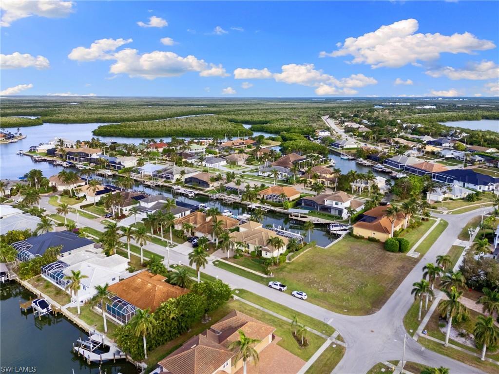 MARCO ISLAND - Residential