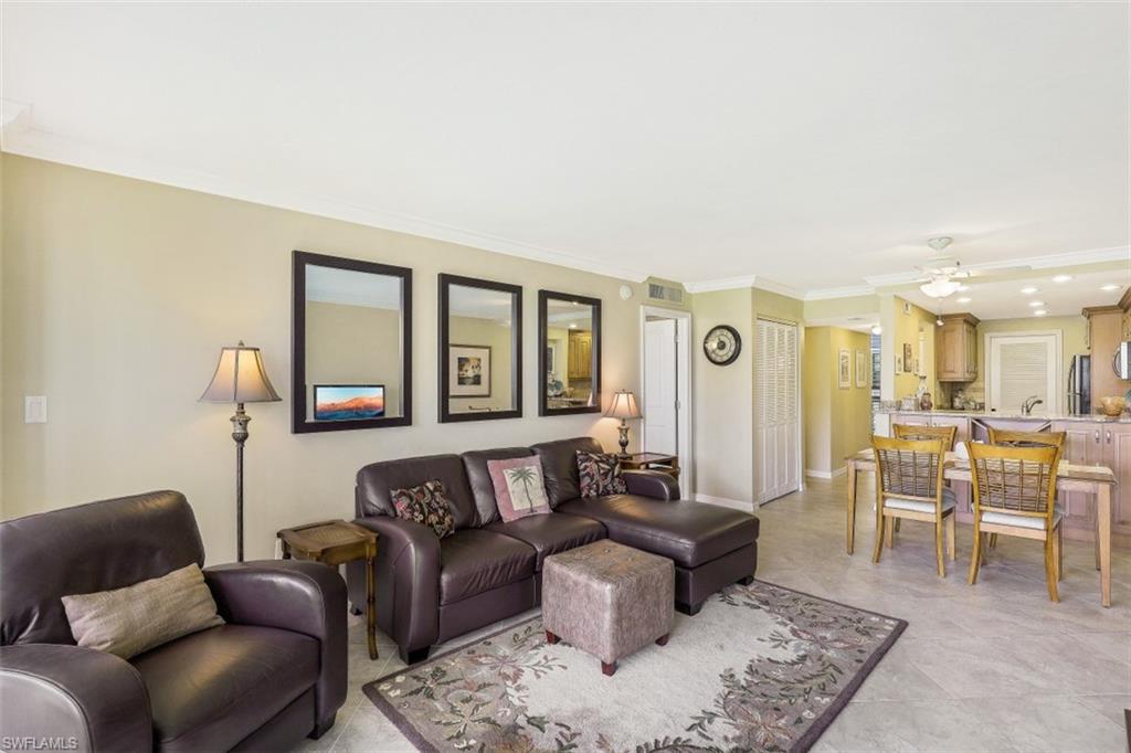 SOUTH SEAS - Residential