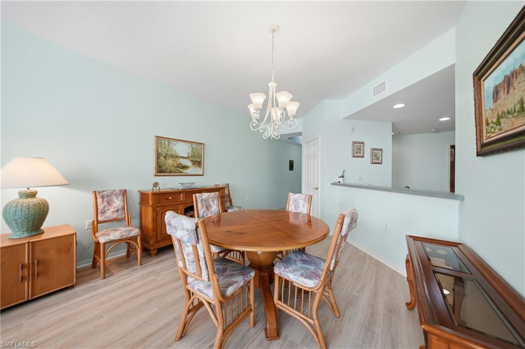 FOUNTAIN COURT - Residential