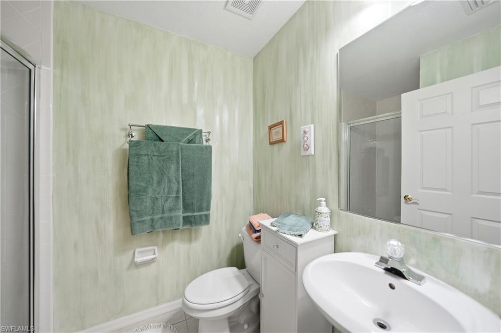 FOUNTAIN COURT - Residential