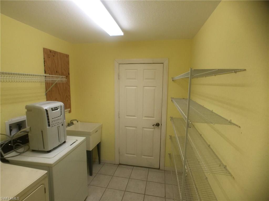 NAPLES PARK - Residential