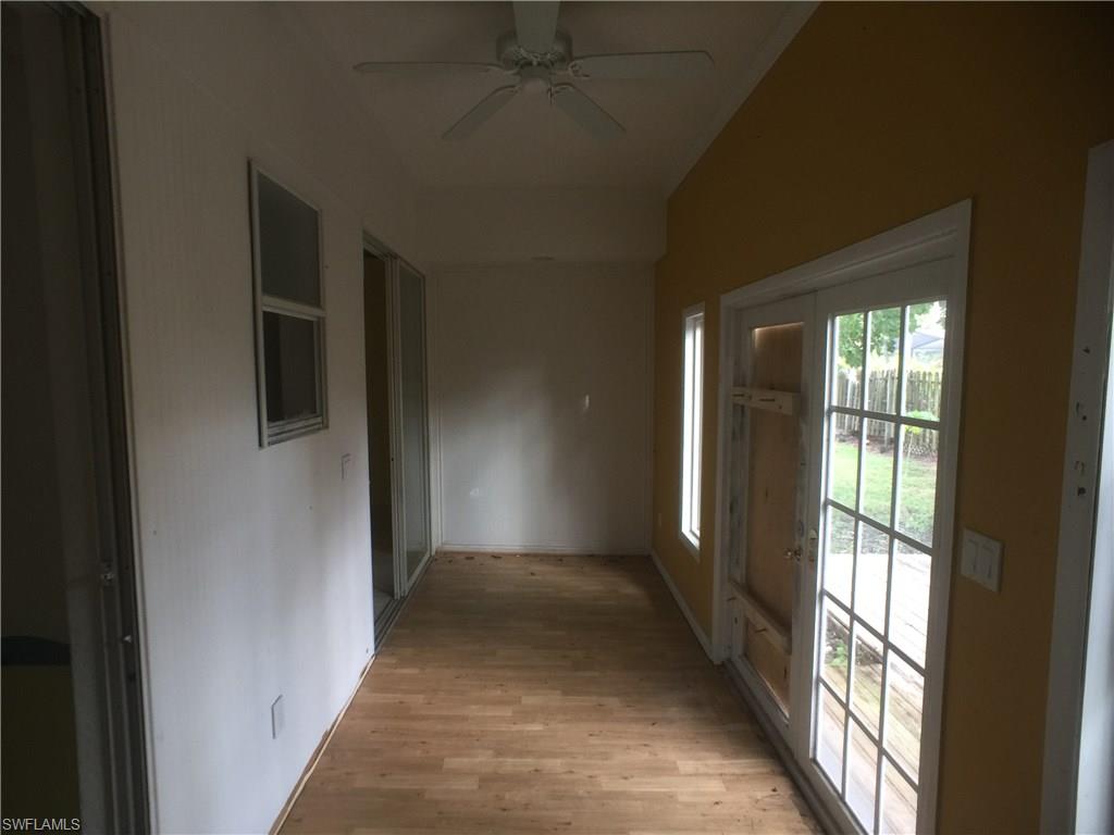 NAPLES PARK - Residential