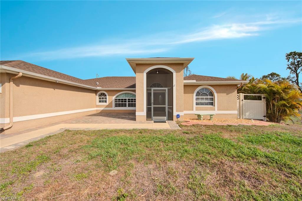 CAPE CORAL - Residential