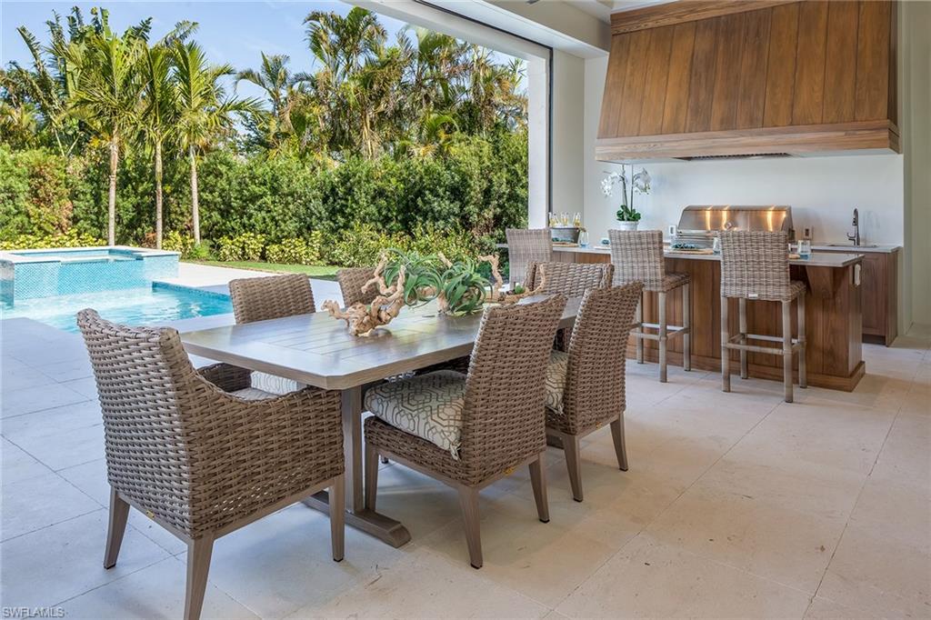 PELICAN BAY WOODS - Residential