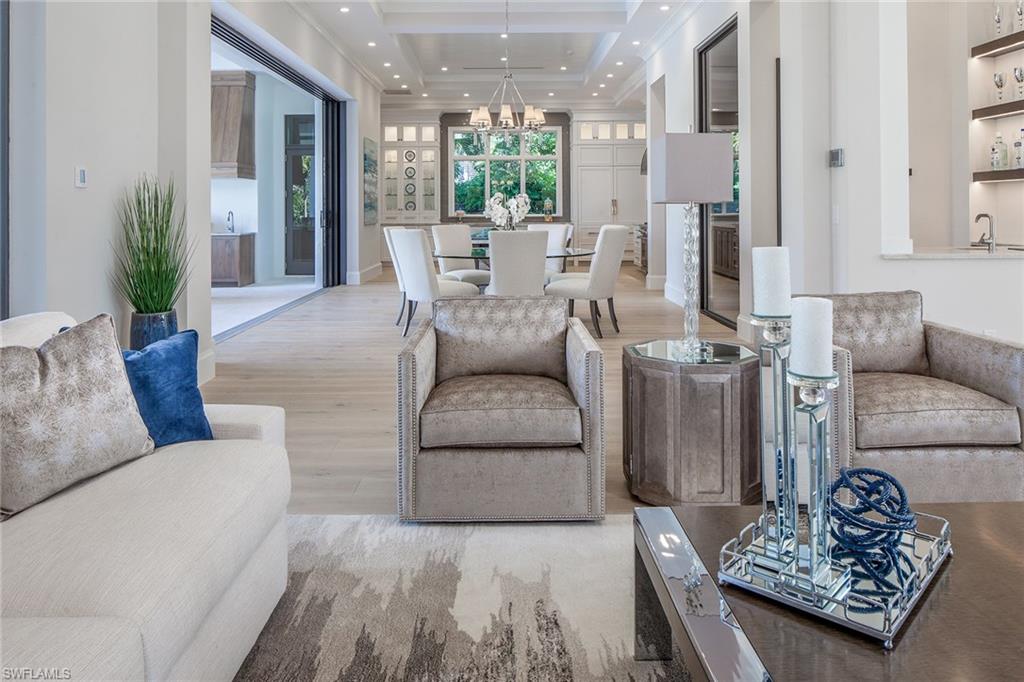 PELICAN BAY WOODS - Residential