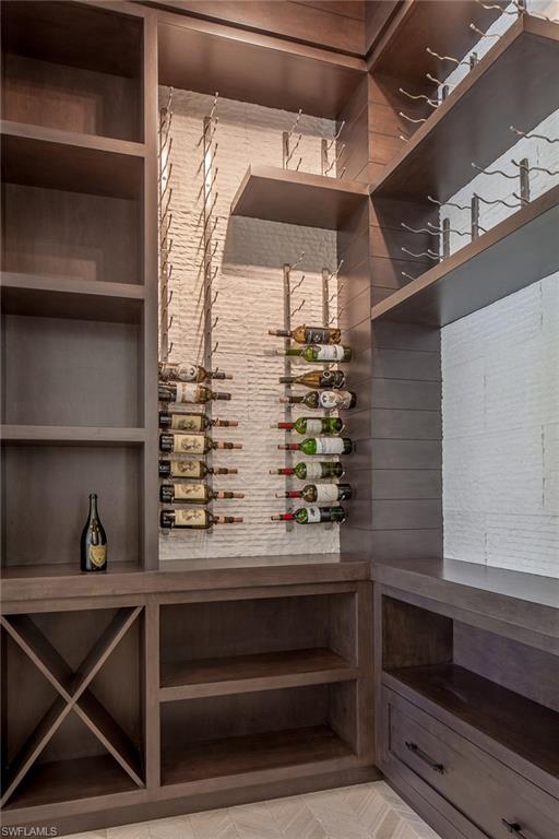 PELICAN BAY WOODS - Residential