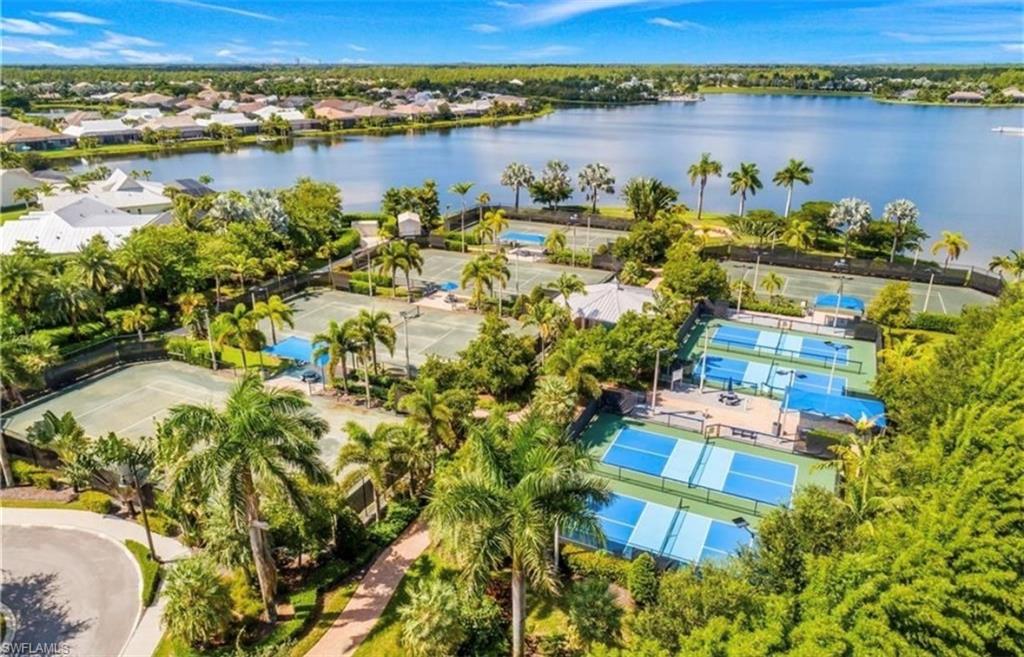 SPARROW CAY - Residential
