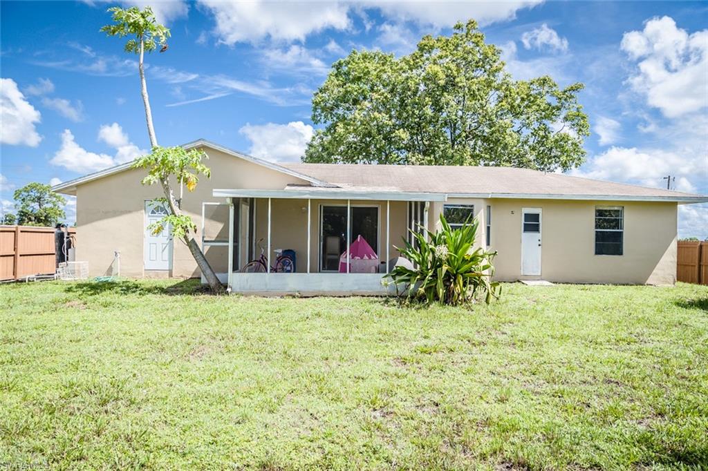 CAPE CORAL - Residential