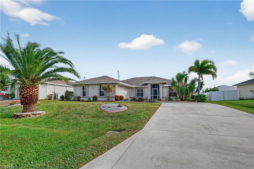 CAPE CORAL - Residential