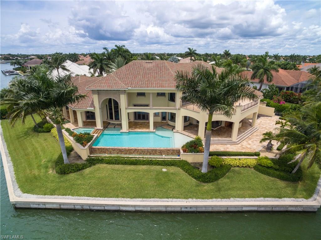 MARCO BEACH - Residential