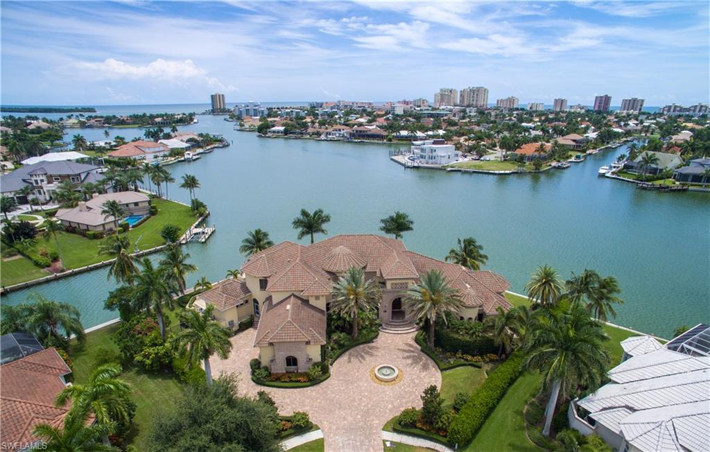 MARCO BEACH - Residential