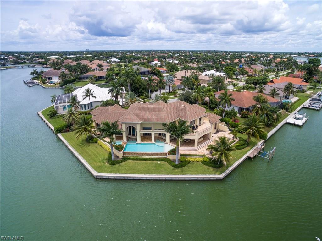 MARCO BEACH - Residential