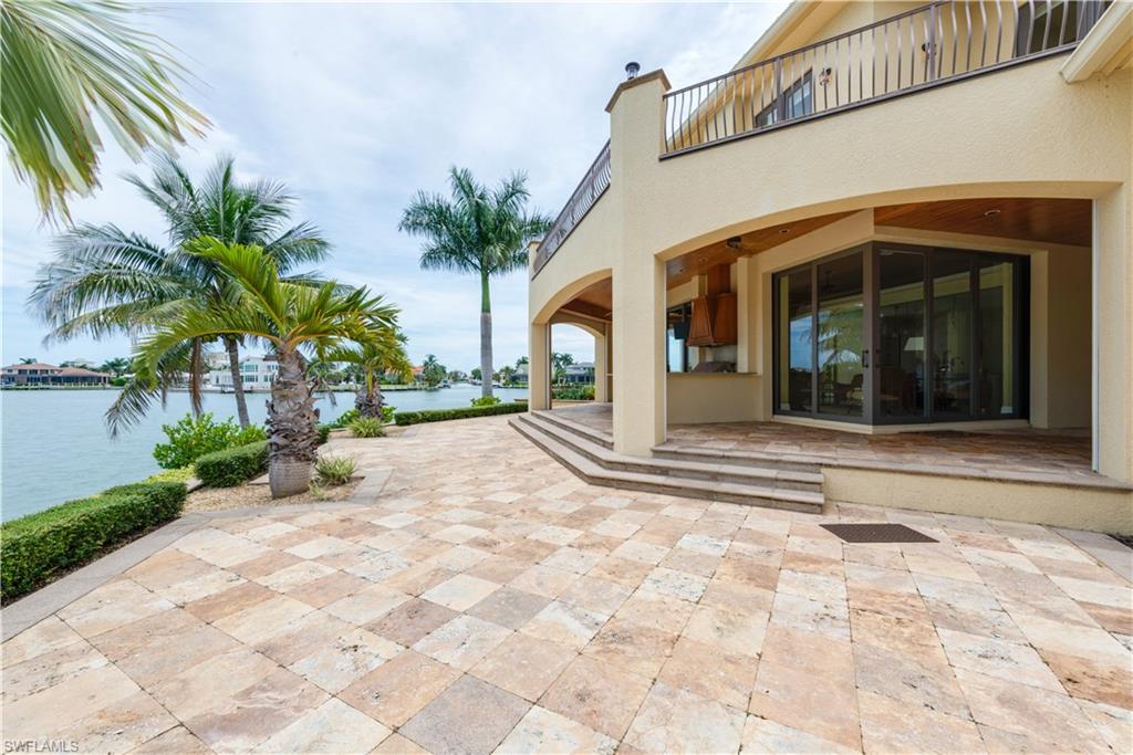 MARCO BEACH - Residential