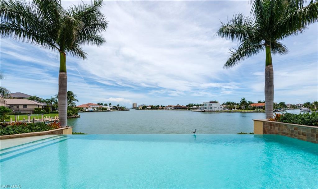 MARCO BEACH - Residential