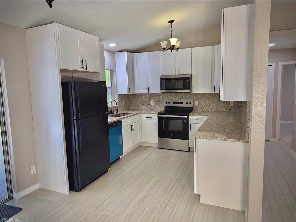 GOLDEN GATE ESTATES - Residential