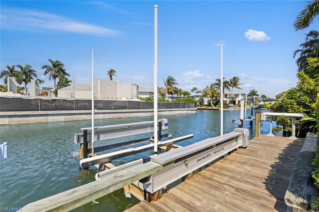 ROYAL HARBOR - Residential