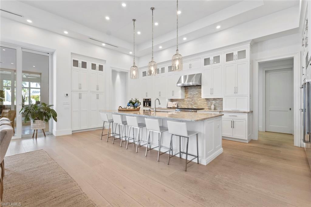 ROYAL HARBOR - Residential