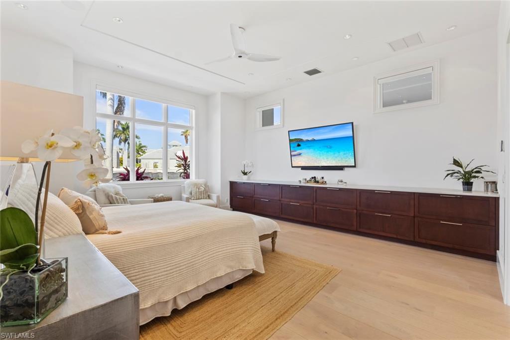 ROYAL HARBOR - Residential