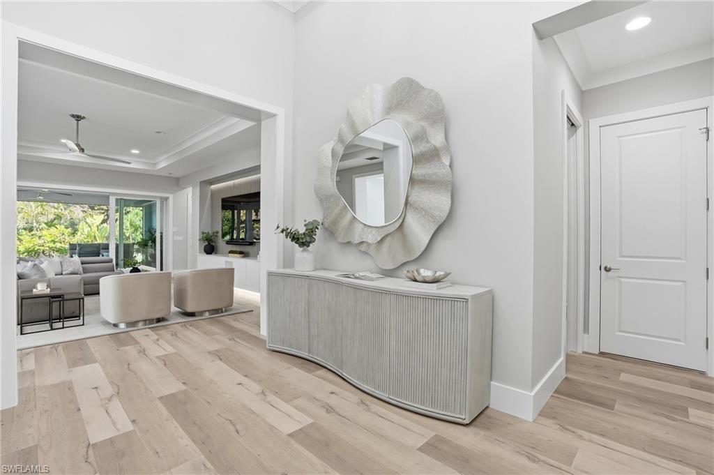 VALENCIA TRAILS - Residential