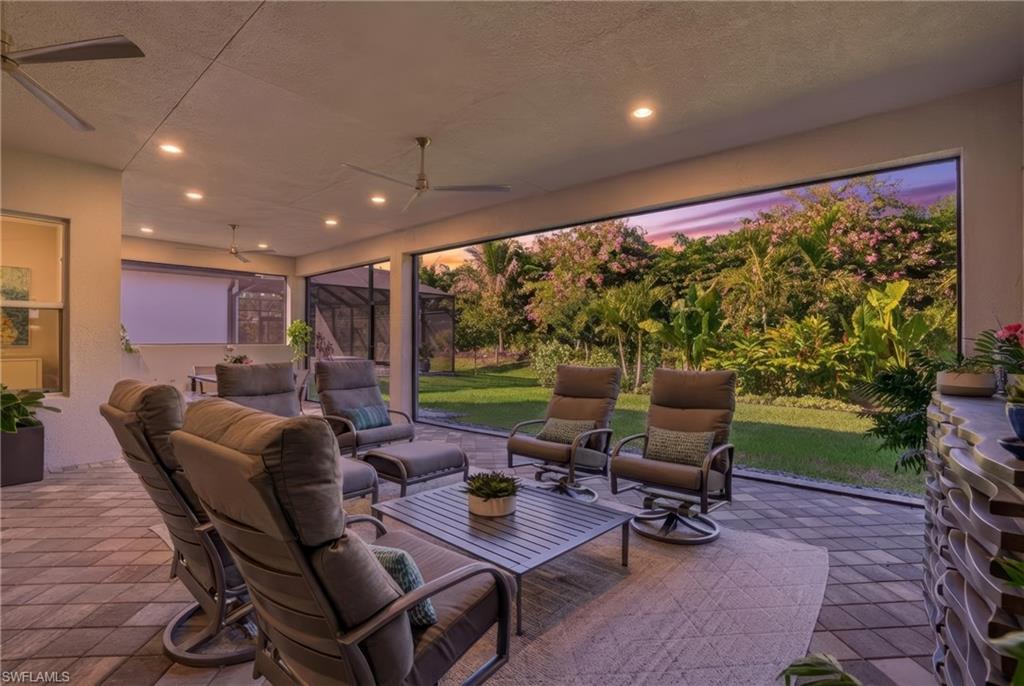 VALENCIA TRAILS - Residential