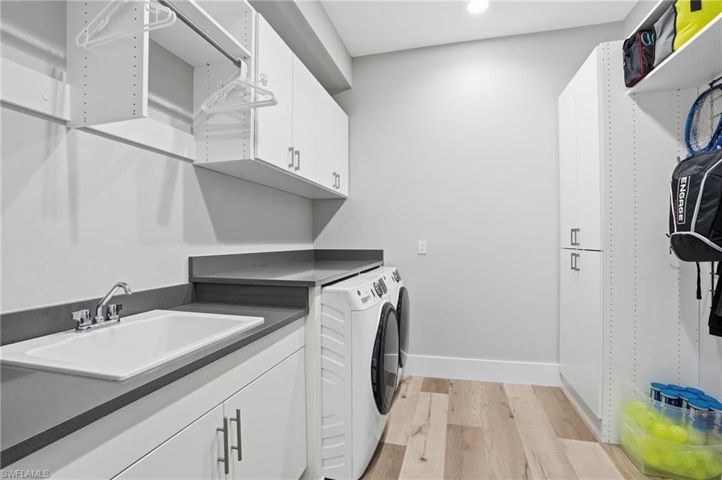 VALENCIA TRAILS - Residential