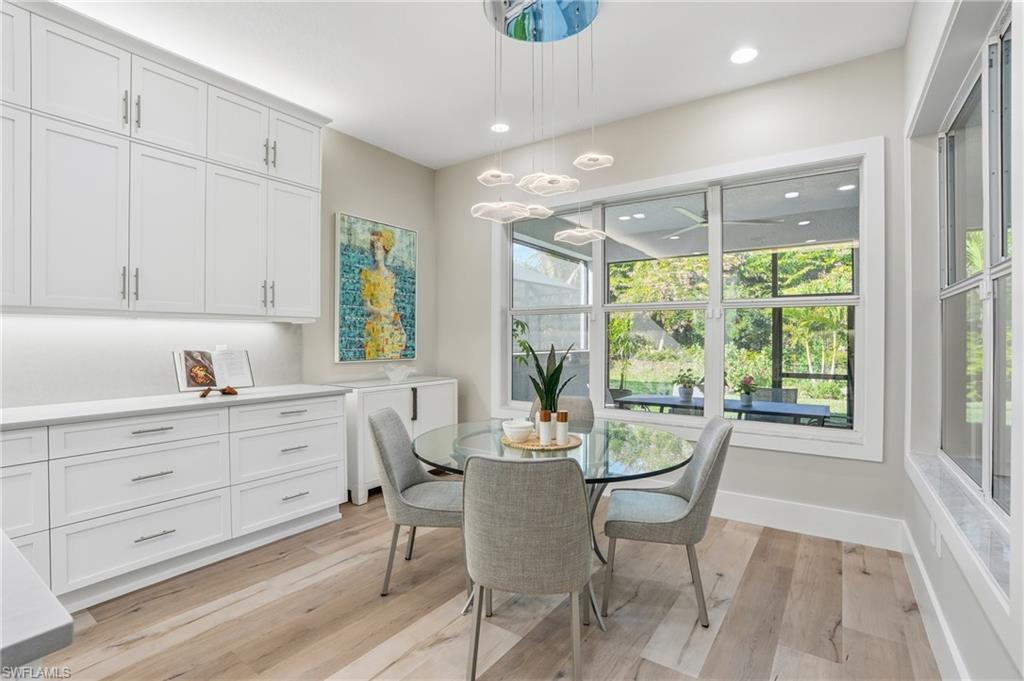 VALENCIA TRAILS - Residential