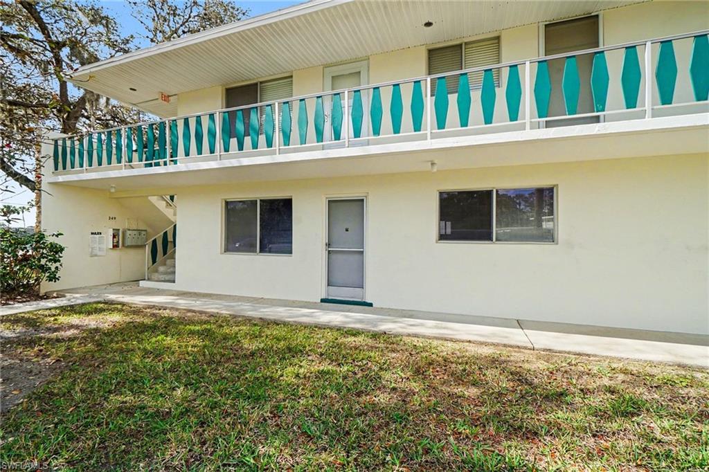 FAIRWAYS CONDO - Residential