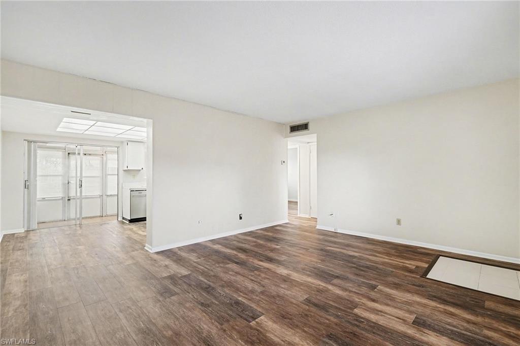 FAIRWAYS CONDO - Residential