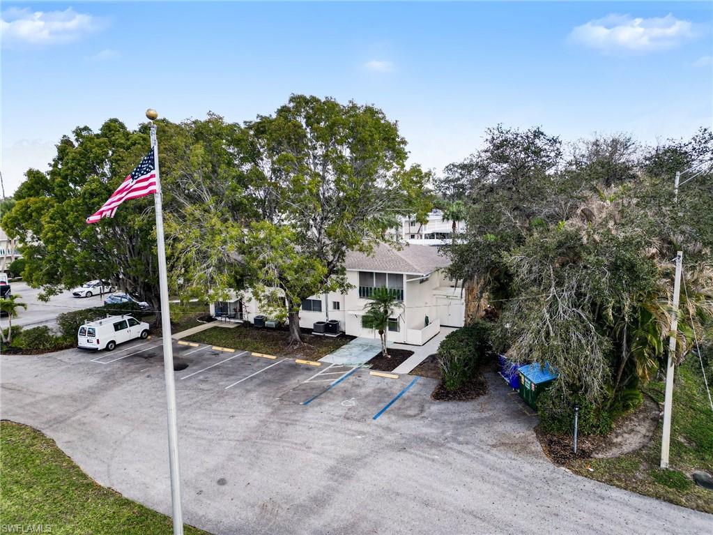 FAIRWAYS CONDO - Residential