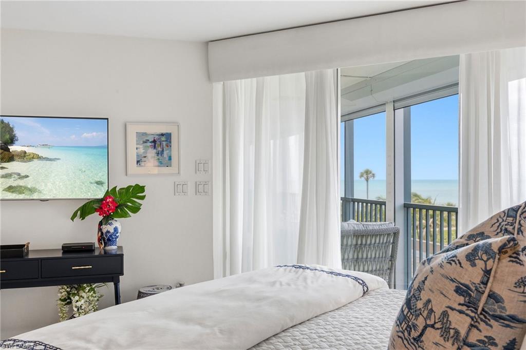 VISTAS AT PARK SHORE - Residential