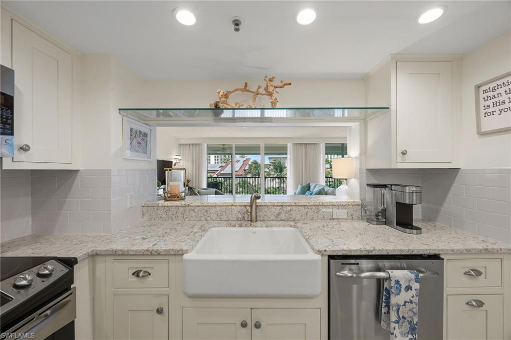 VISTAS AT PARK SHORE - Residential