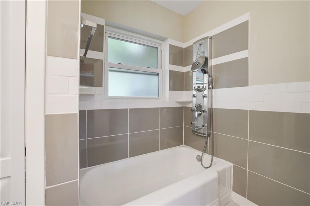 PALMLEE PARK - Residential