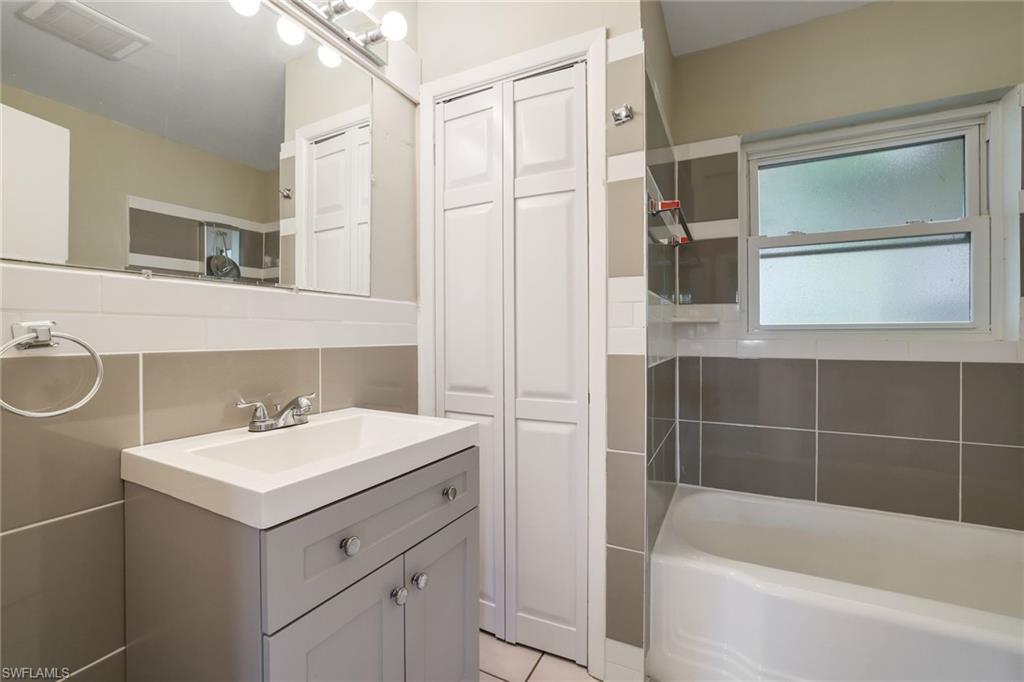 PALMLEE PARK - Residential