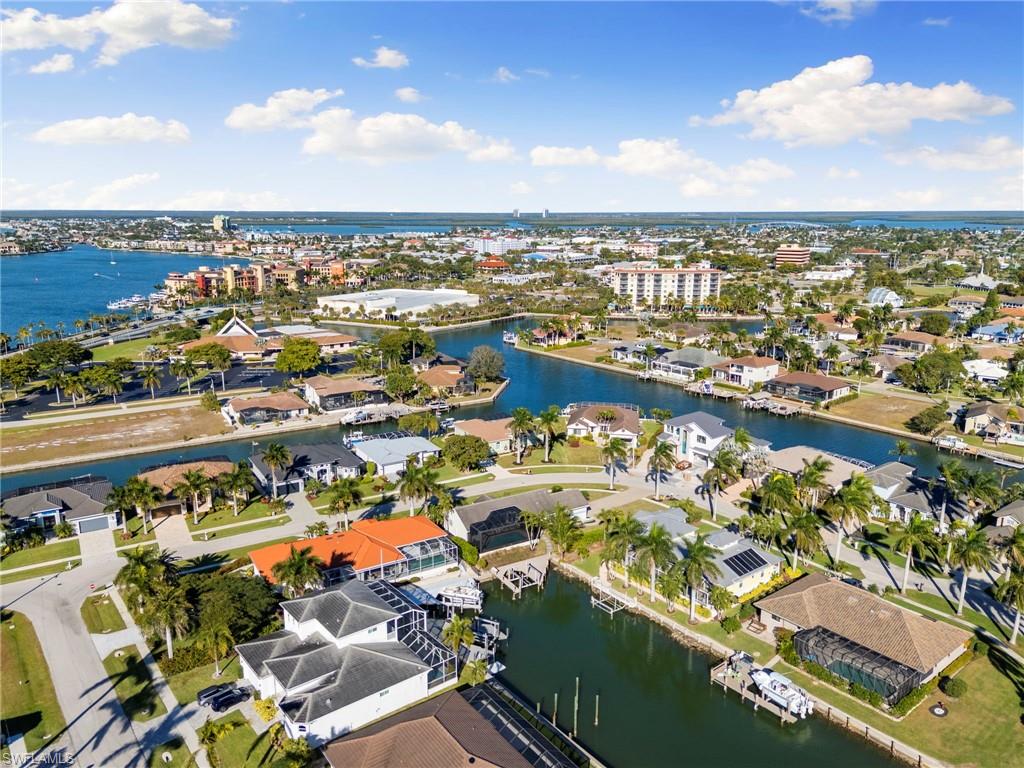 MARCO ISLAND - Residential