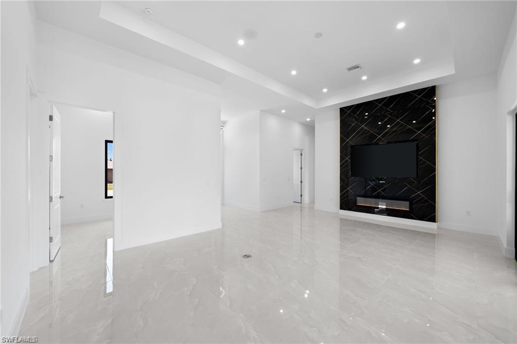 CAPE CORAL - Residential Lease