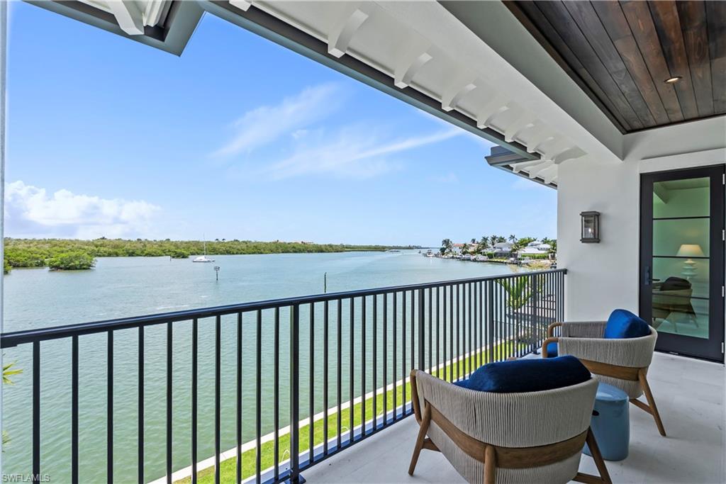 ROYAL HARBOR - Residential