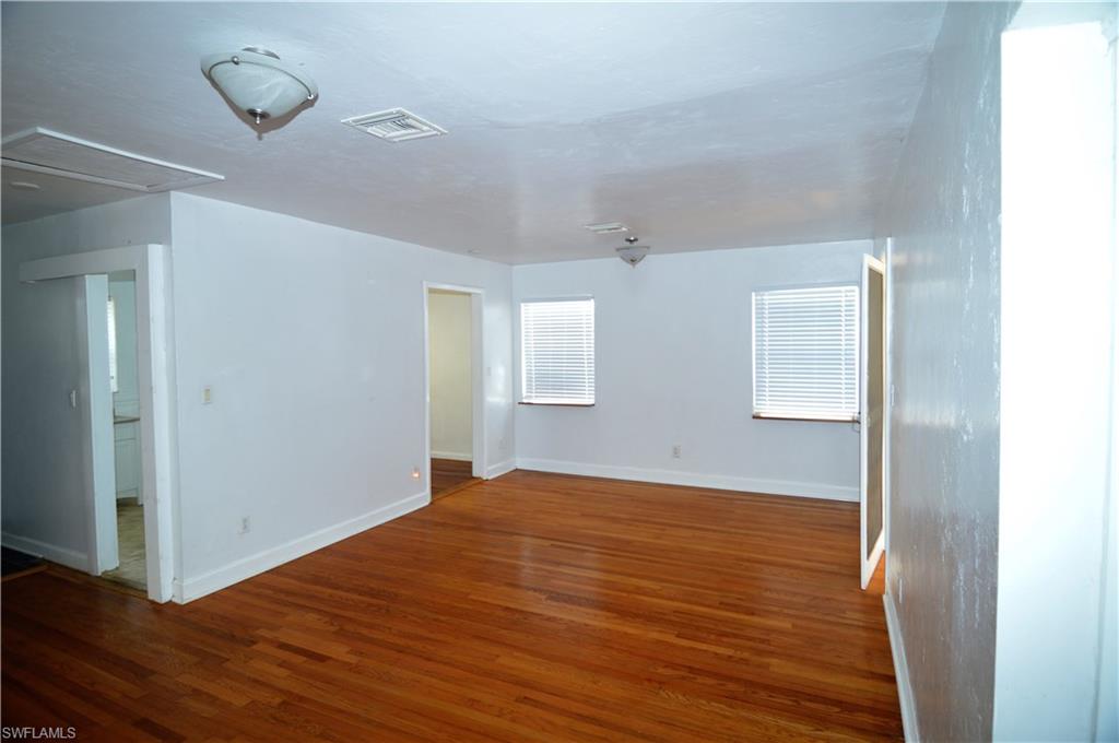 BAYSIDE PARK - Residential