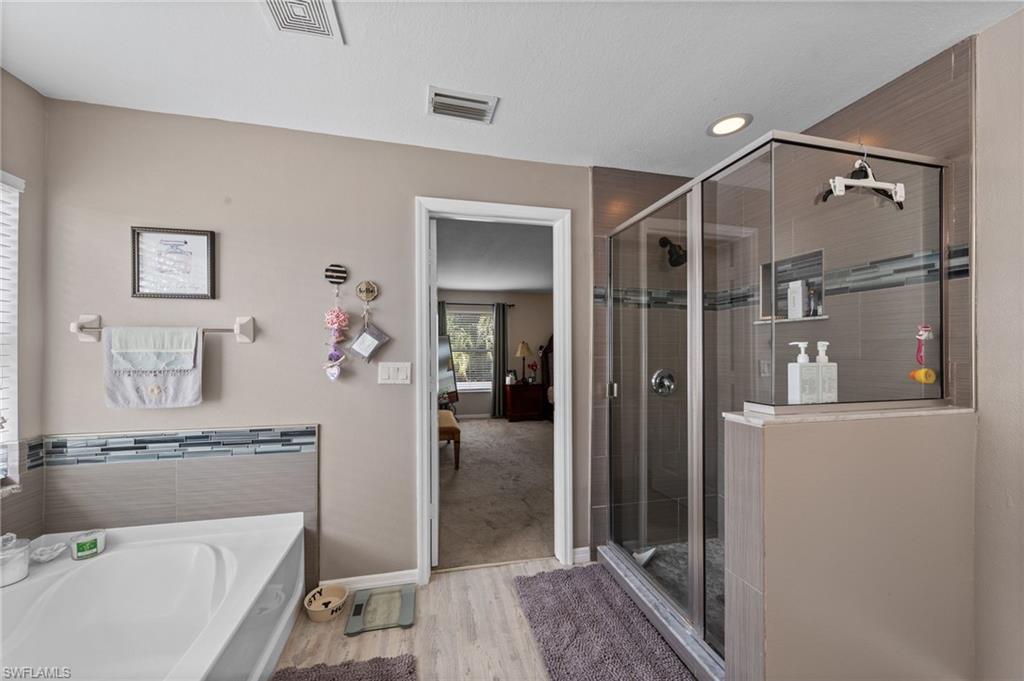 DANFORTH LAKES - Residential