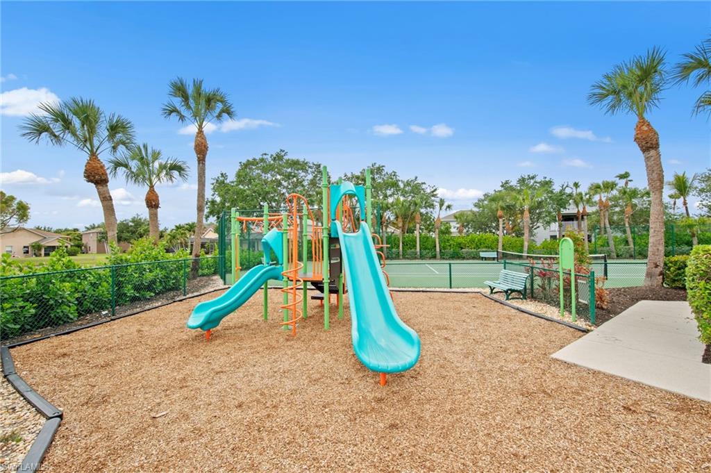 DANFORTH LAKES - Residential