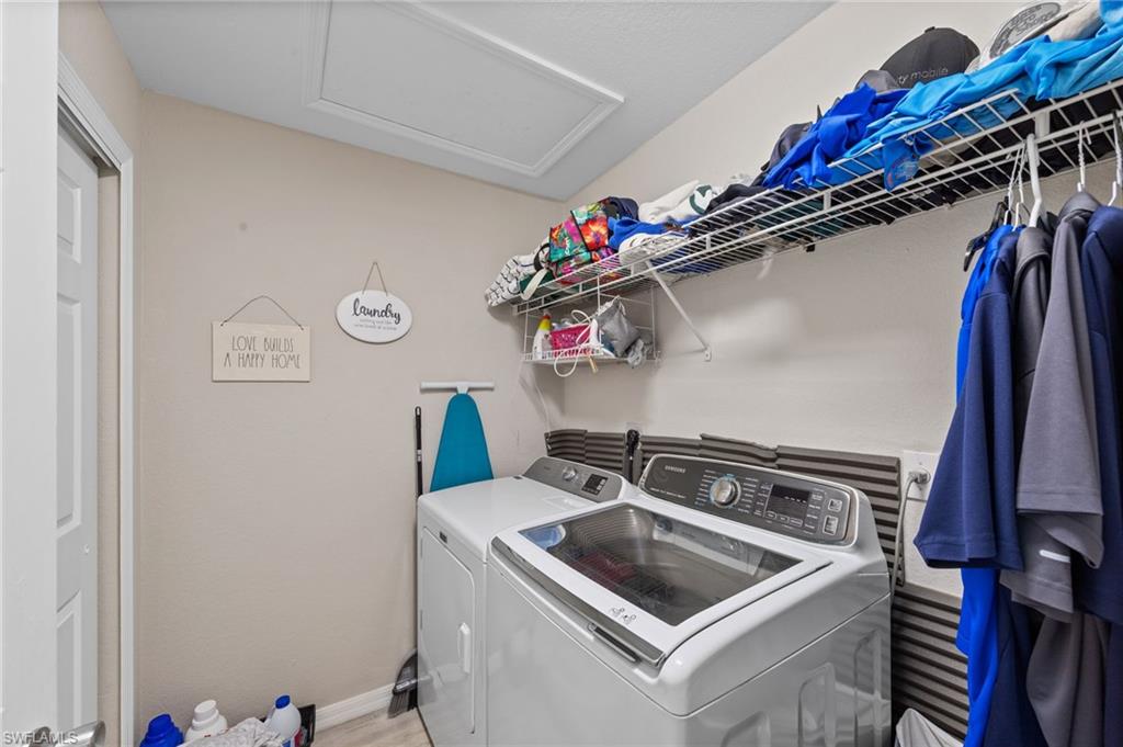 DANFORTH LAKES - Residential