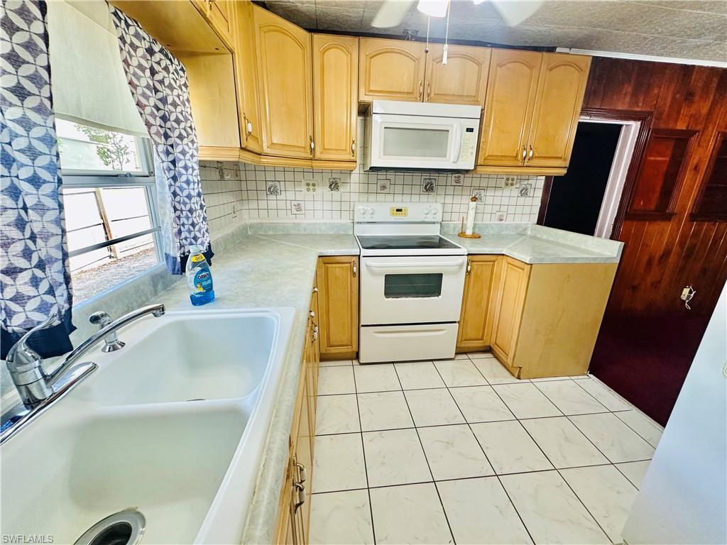 FORT MYERS - Residential