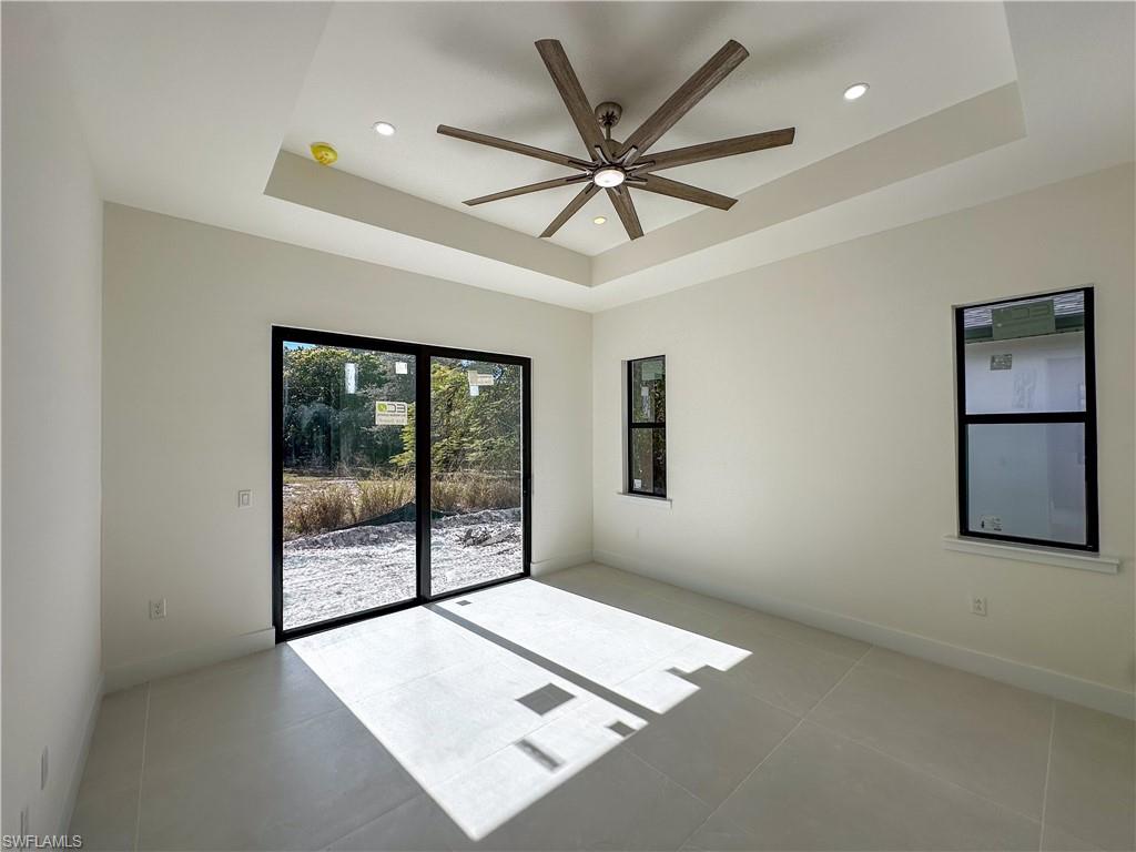 SUNSET HOMES - Residential